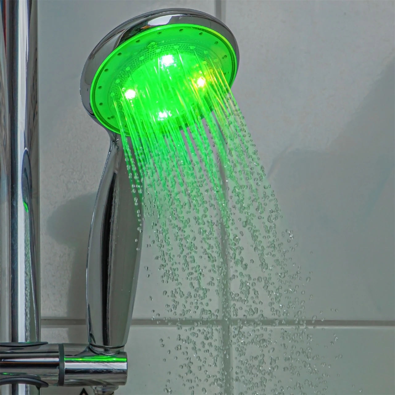 HTI-Living Mit 8 LED Duschkopf 5 HTI-Living Mit 8 LED Duschkopf – Bild 3